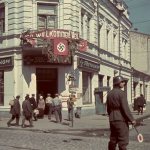 Вывеска на гастрономе в Киеве в годы немецкой оккупации